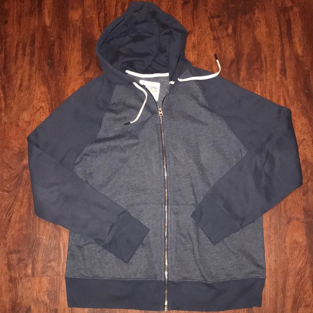 Men’s zip up hoodie